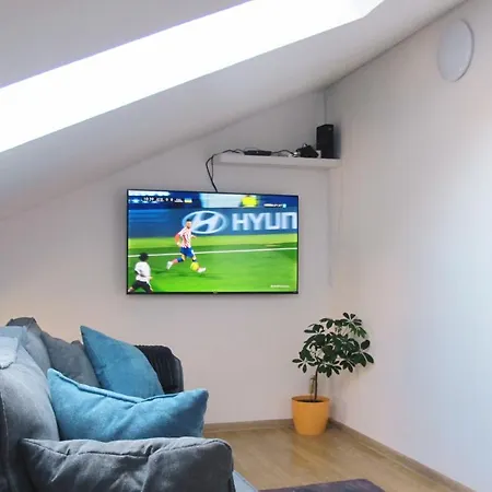 아파트 Ivna 풀라